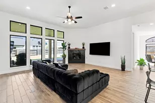 19003 Mandarin St, Manvel, TX 77578 - Photo 5