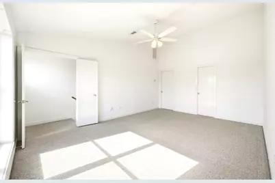2605 Calumet Street #22, Houston, TX 77004 - Photo 9
