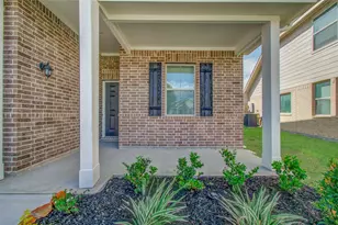 8411 Beacon Bay Cir, Baytown, TX 77523 - Photo 5