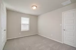 8411 Beacon Bay Cir, Baytown, TX 77523 - Photo 25