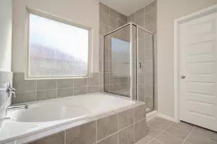 8411 Beacon Bay Cir, Baytown, TX 77523 - Photo 17