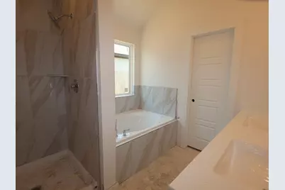 736 Hackberry Branch Court, Magnolia, TX 77354 - Photo 5