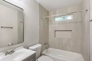 202 N 3rd St, Highlands, TX 77562 - Photo 15