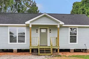 202 N 3rd St, Highlands, TX 77562 - Photo 7