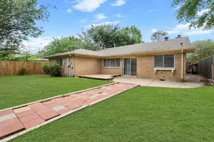 15911 Mill Point Dr, Houston, TX 77059 - Photo 15