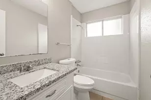 15911 Mill Point Dr, Houston, TX 77059 - Photo 11