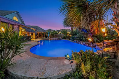 322 Marina Oaks Court, Kemah, TX 77565 - Photo 5