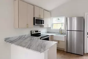 4218 T C Jester Blvd, Houston, TX 77018 - Photo 37