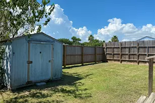 2371 Broadway Street E, San Leon, TX 77539 - Photo 3