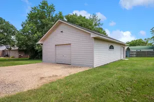 4960 Drake Dr, College Station, TX 77845 - Photo 29