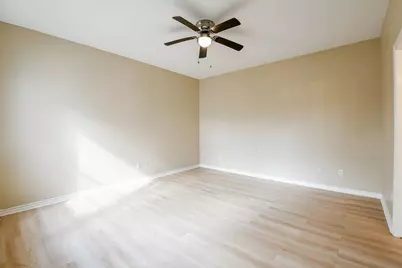 7024 Eastwood Street, Houston, TX 77021 - Photo 11