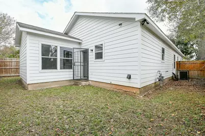 7024 Eastwood Street, Houston, TX 77021 - Photo 23