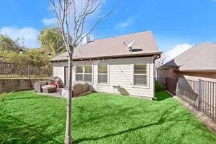 109 Harbour Town Cir, Conroe, TX 77356 - Photo 33