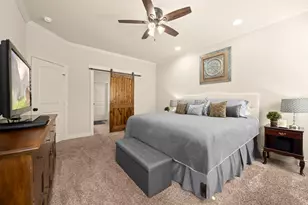 109 Harbour Town Cir, Conroe, TX 77356 - Photo 21