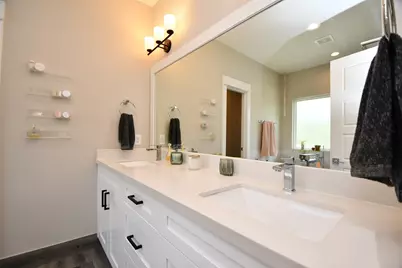 1239 W Tidwell Road, Houston, TX 77091 - Photo 21