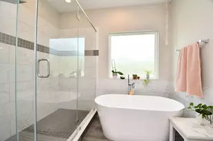 1239 W Tidwell Rd, Houston, TX 77091 - Photo 23