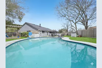 16755 Schooners Way, Friendswood, TX 77546 - Photo 1