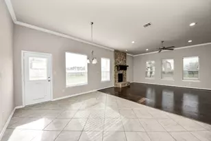 4002 Broadmoor Dr, Mont Belvieu, TX 77523 - Photo 15