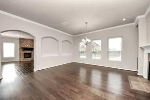 4002 Broadmoor Dr, Mont Belvieu, TX 77523 - Photo 11