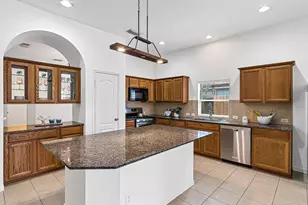 16122 Saxon Hollow Ln, Houston, TX 77084 - Photo 11