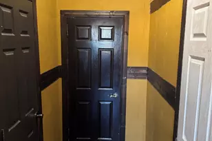 211 Martin St, Yoakum, TX 77995 - Photo 29