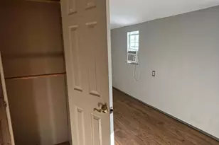 211 Martin St, Yoakum, TX 77995 - Photo 39