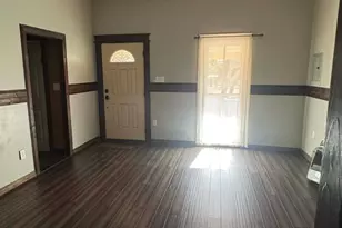 211 Martin St, Yoakum, TX 77995 - Photo 43