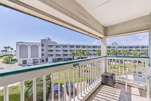 6102 Seawall Blvd, Galveston, TX 77551 - Photo 21