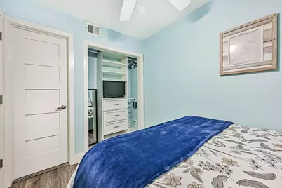 6102 Seawall Boulevard #208, Galveston, TX 77551 - Photo 9