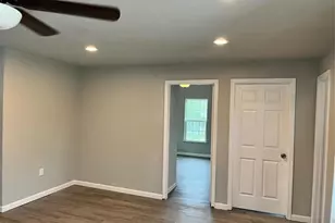 8425 Sands Point Dr, Houston, TX 77036 - Photo 7