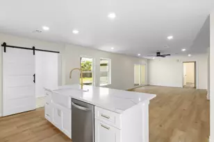 11011 Atwell Dr, Houston, TX 77096 - Photo 13