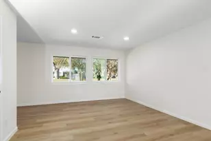 11011 Atwell Dr, Houston, TX 77096 - Photo 5