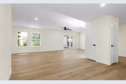 11011 Atwell Drive, Houston, TX 77096 - Photo 7