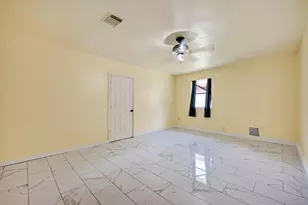 1379 Wrotham Ln, Channelview, TX 77530 - Photo 21