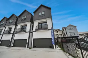 2426 Ella Blvd, Houston, TX 77008 - Photo 3