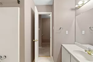 2521 Crosstimbers St, Huntsville, TX 77320 - Photo 13