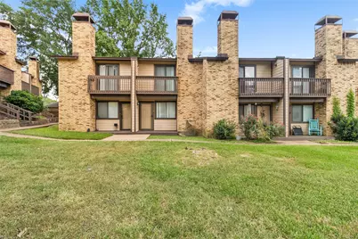 2521 Crosstimbers Street #J5, Huntsville, TX 77320 - Photo 1