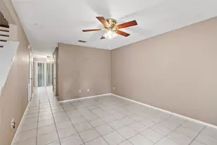 2521 Crosstimbers St, Huntsville, TX 77320 - Photo 5