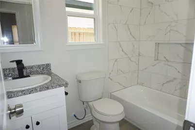 11851 Nelwood Street, Willis, TX 77318 - Photo 13