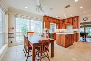 4806 Kirkwall Dr, Sugar Land, TX 77479 - Photo 11