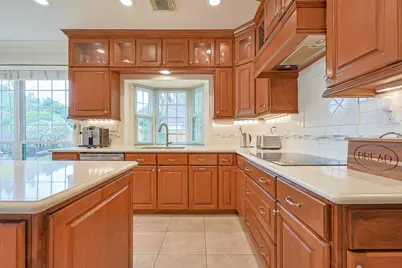 4806 Kirkwall Drive, Sugar Land, TX 77479 - Photo 13