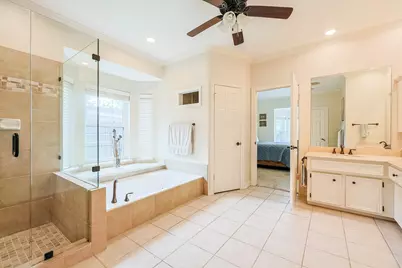 4806 Kirkwall Drive, Sugar Land, TX 77479 - Photo 17