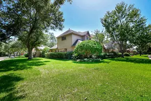 3826 Senna Pl, Sugar Land, TX 77479 - Photo 37