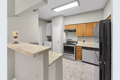 1620 Wellington Place #303, Beaumont, TX 77706 - Photo 11