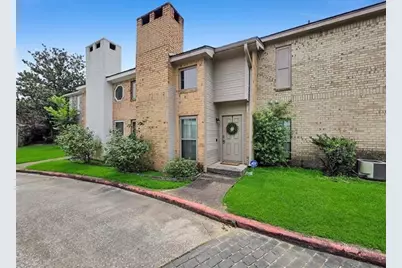 1620 Wellington Place #303, Beaumont, TX 77706 - Photo 1