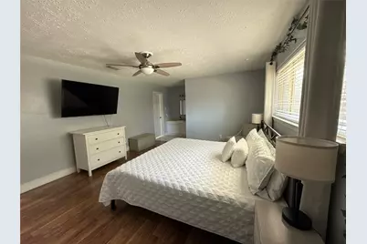 7307 Muirwood Lane, Houston, TX 77041 - Photo 11