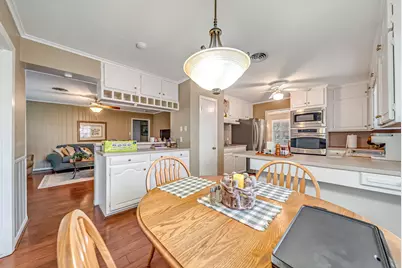1330 Foxwood Road, Houston, TX 77008 - Photo 15