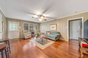 1330 Foxwood Rd, Houston, TX 77008 - Photo 13