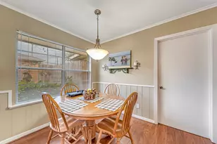 1330 Foxwood Rd, Houston, TX 77008 - Photo 17