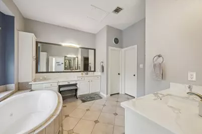 11510 Pecan Canyon Court, Tomball, TX 77377 - Photo 17
